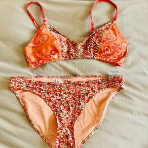NWT Aerie floral and paisley bikini set (M/L)